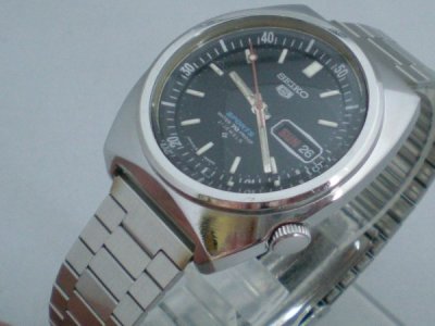 画像1: SEIKO 5 SPORTS